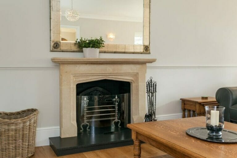Detached Home in Amersham Bucks image 21