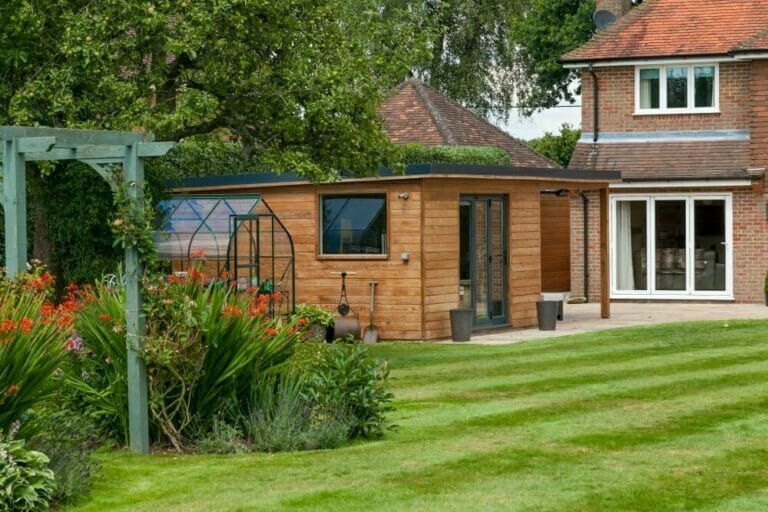 Detached Home in Amersham Bucks image 38