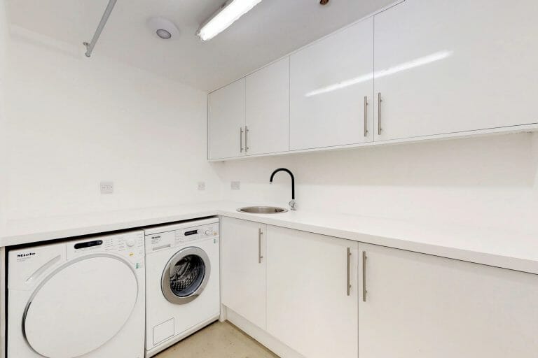 Soho Loft Apartment image 17
