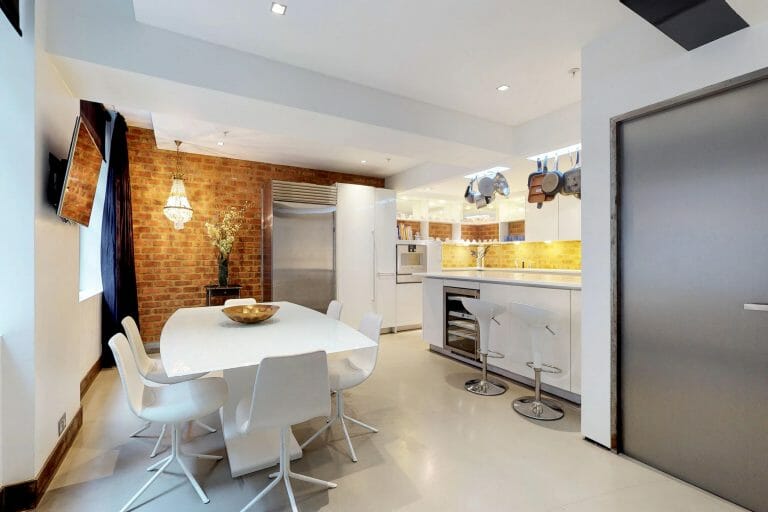 Soho Loft Apartment image 4
