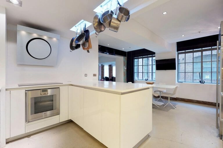 Soho Loft Apartment image 8