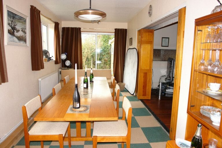 Retro 1960’s/70’s chalet-bungalow image 7