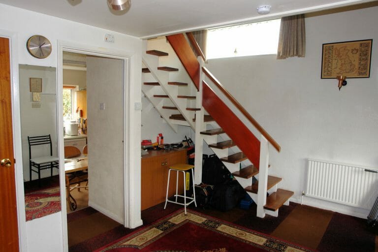 Retro 1960’s/70’s chalet-bungalow image 18