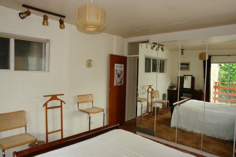 Retro 1960’s/70’s chalet-bungalow image 21
