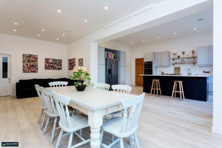 Renovated Period Townhouse with two kitchens image 7