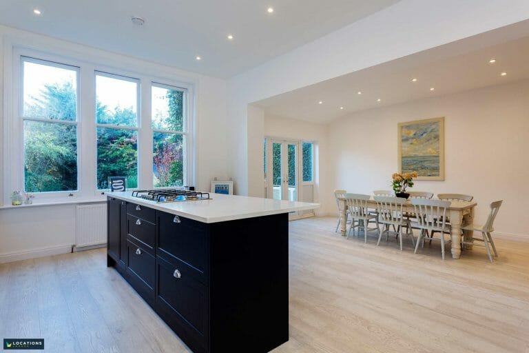 Renovated Period Townhouse with two kitchens image 2