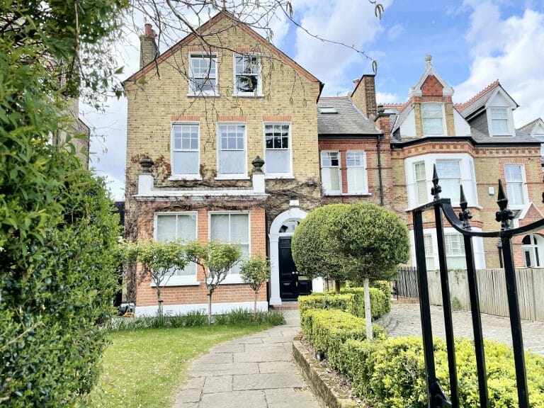 Zone 3 Mansion House image 1