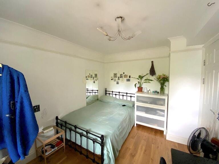 Ex Council House image 10