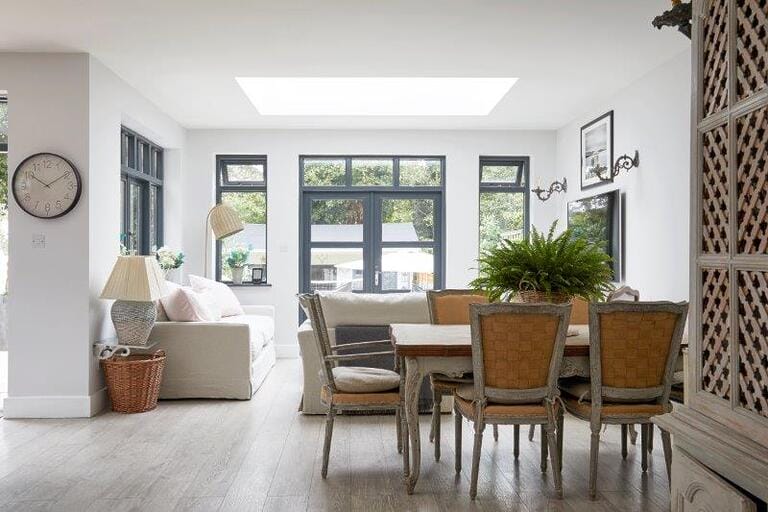 5 Bedroom Modern House image 19