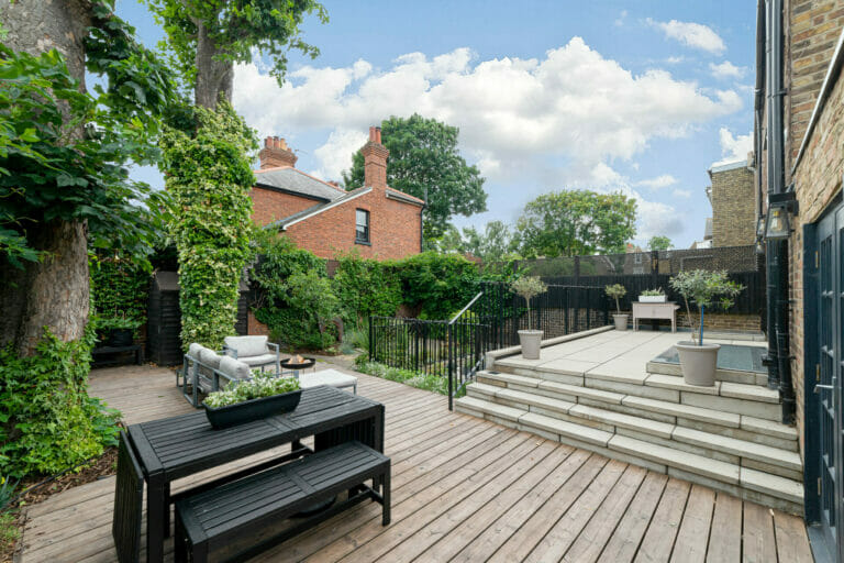 Semi Detached Victorian Home image 29