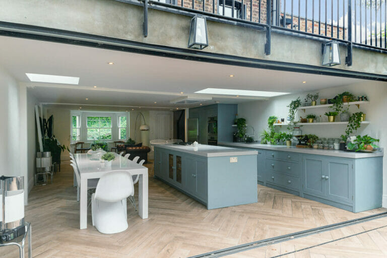 Semi Detached Victorian Home image 6