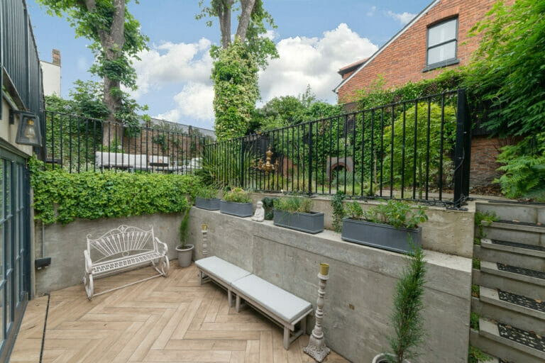 Semi Detached Victorian Home image 26