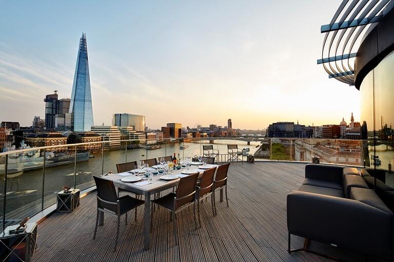Rooftop View Penthouse In London image 2