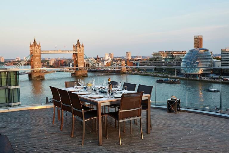 Rooftop View Penthouse In London image 1