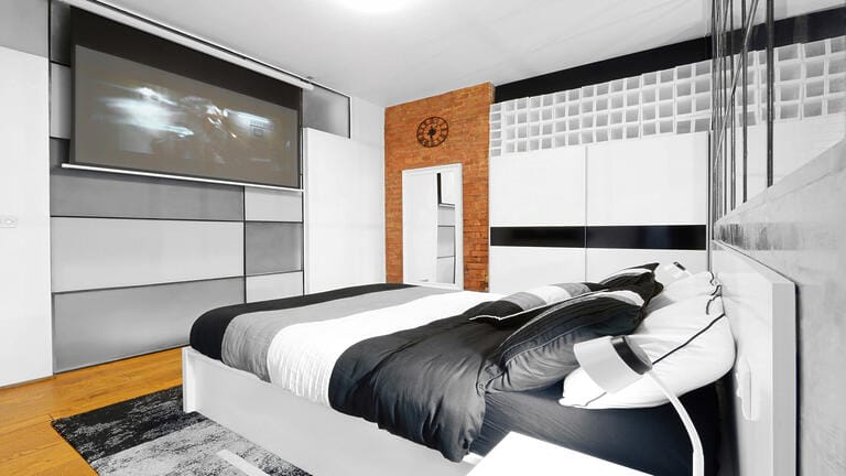 Fully Fitted Studios image 30