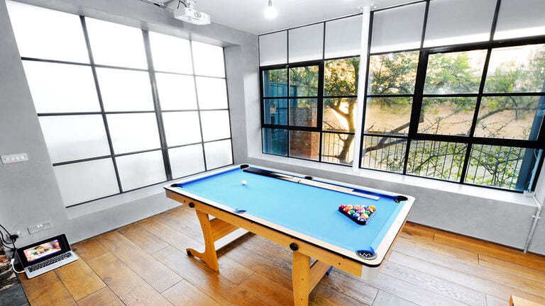 Fully Fitted Studios image 25