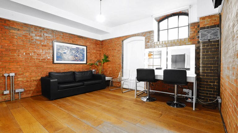 Fully Fitted Studios image 13