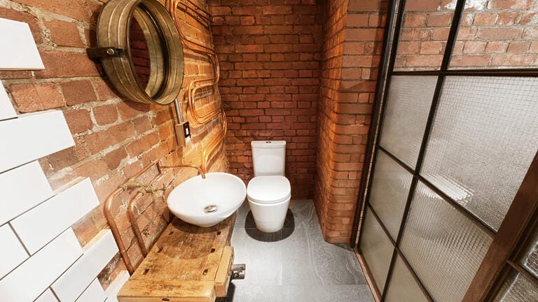 Fully Fitted Studios image 57
