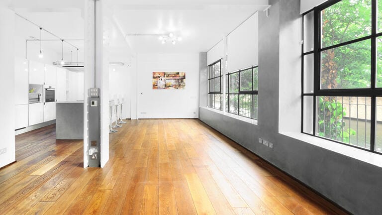 Fully Fitted Studios image 24