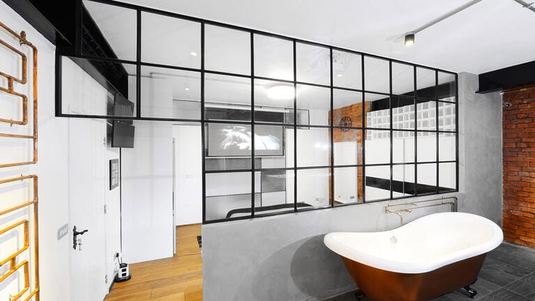 Fully Fitted Studios image 59