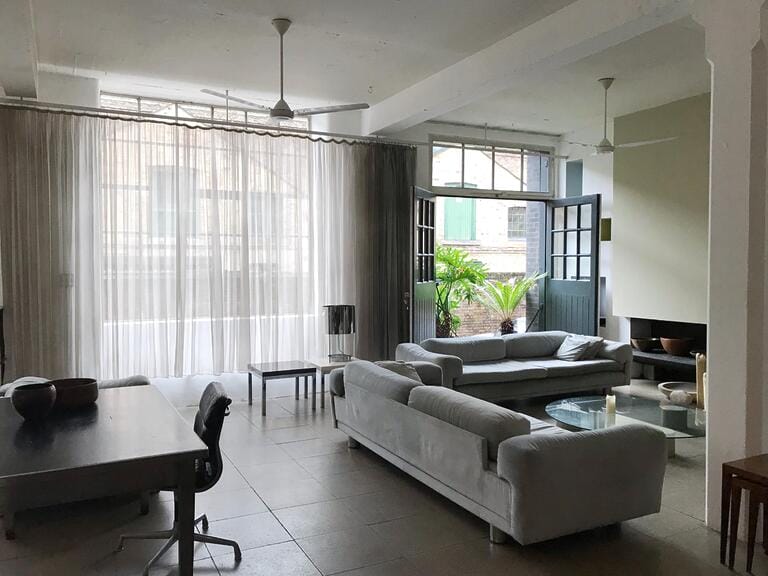 Stunning 2 Level Warehouse Apartment in Shoreditch image 5