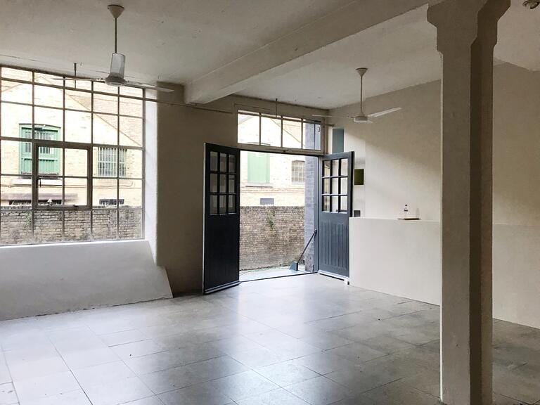 Stunning 2 Level Warehouse Apartment in Shoreditch image 42