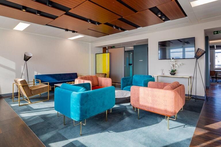 Newly Refurbished Office image 26
