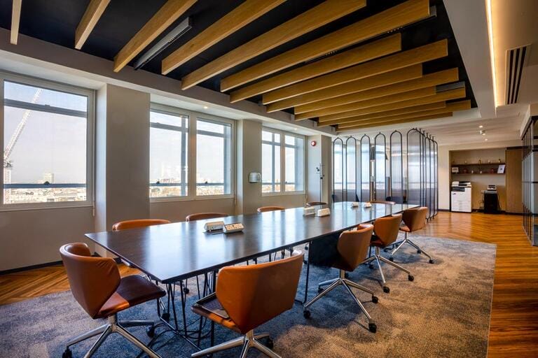 Newly Refurbished Office image 31