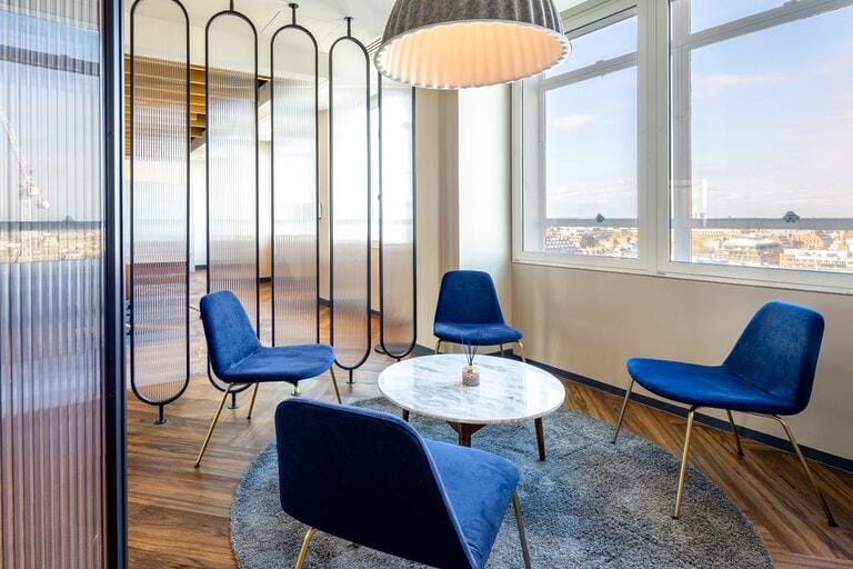 Newly Refurbished Office image 32