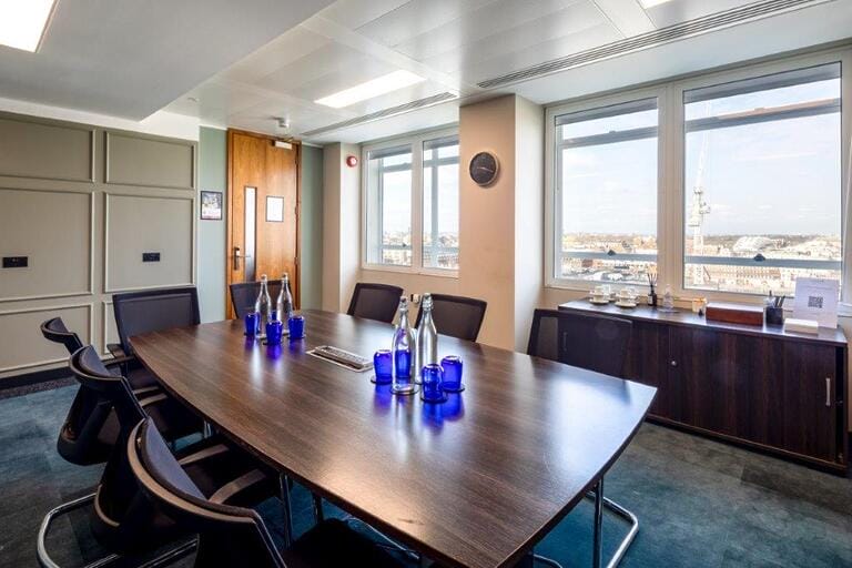 Newly Refurbished Office image 25