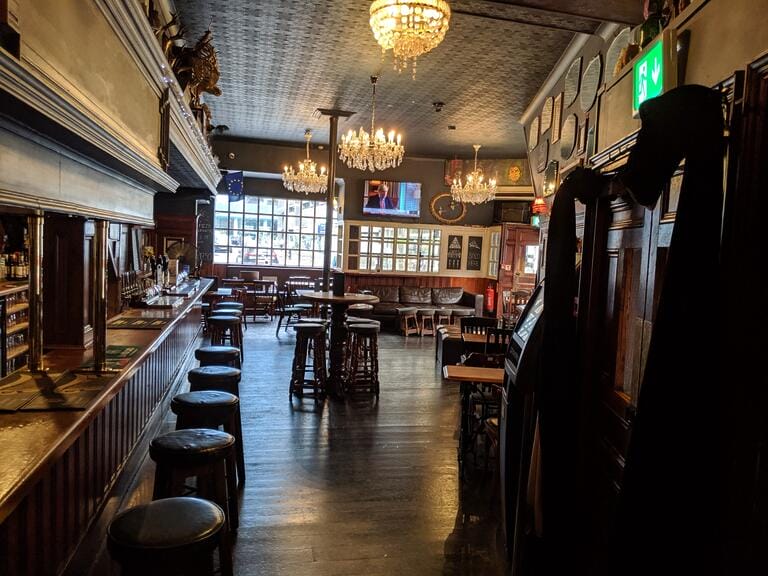 Traditional Pub image 2