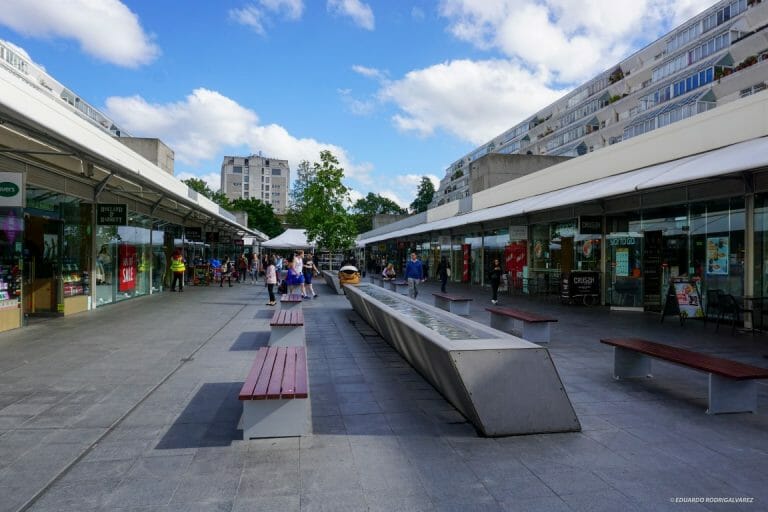 Shopping Centre with Rooftop Views image 8