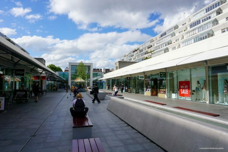 Shopping Centre with Rooftop Views image 11