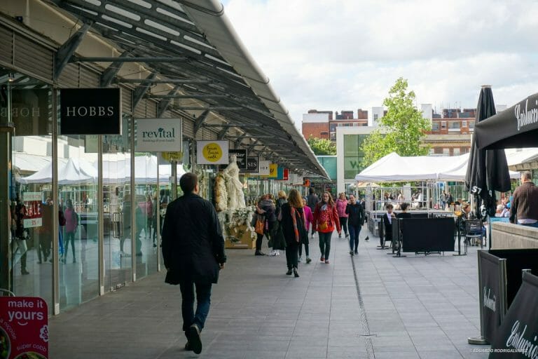 Shopping Centre with Rooftop Views image 43