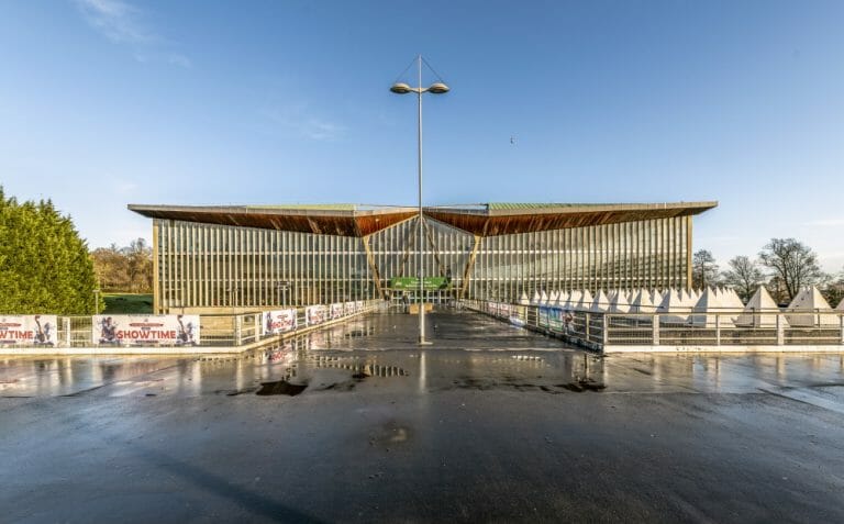 Large Sports Facility and Unit Base image 17