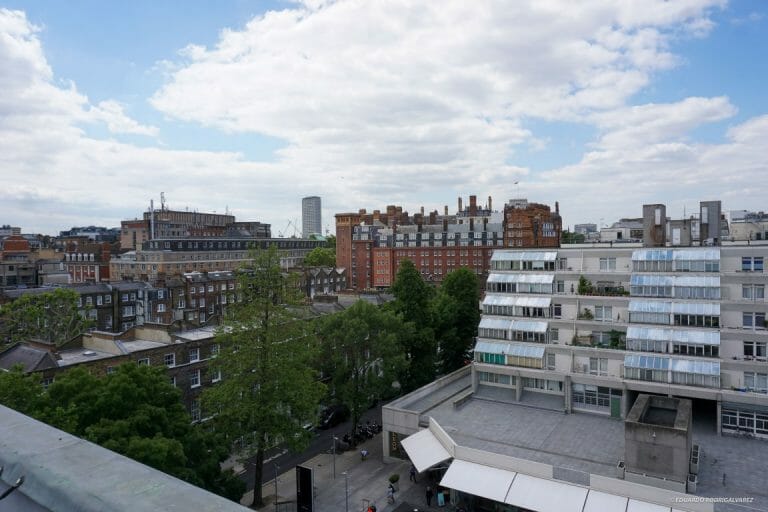 Shopping Centre with Rooftop Views image 70