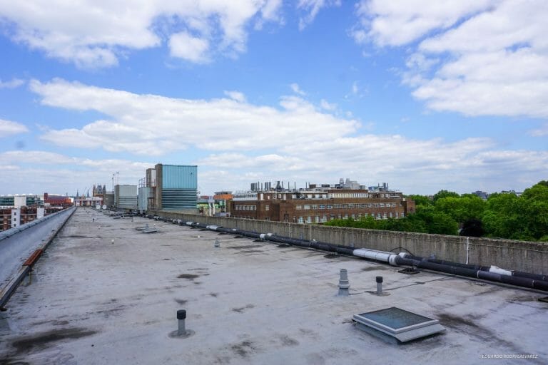 Shopping Centre with Rooftop Views image 73