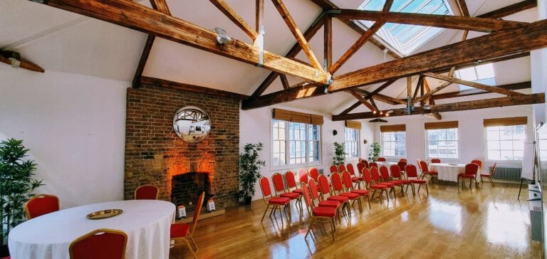 Shoreditch Style Loft image 4