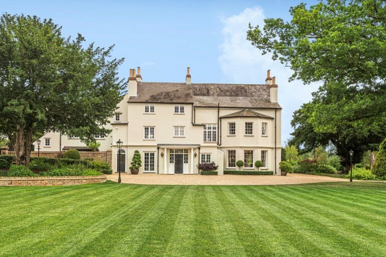 8 Bedroom Georgian House image 1