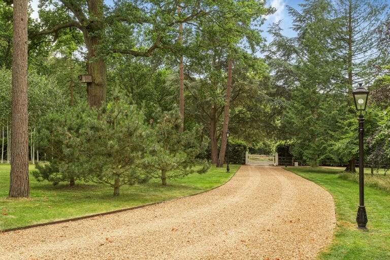 8 Bedroom Georgian House image 49