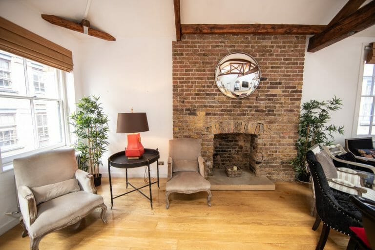 Shoreditch Style Loft image 8
