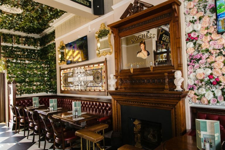 Battersea Pub image 5
