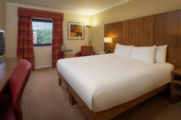 Film Friendly Hotel in Milton Keynes image 8