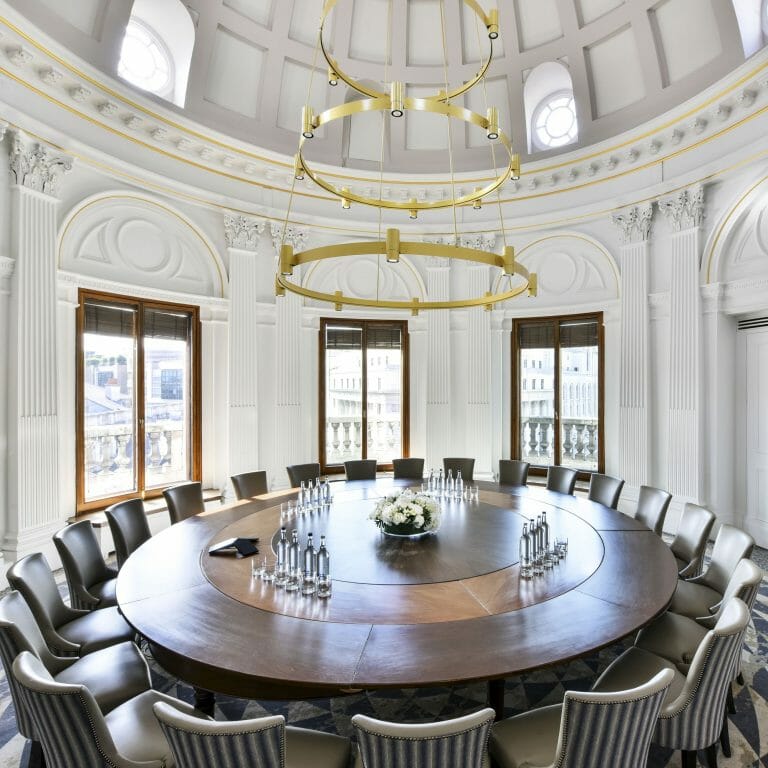 Period Offices in City of London image 7