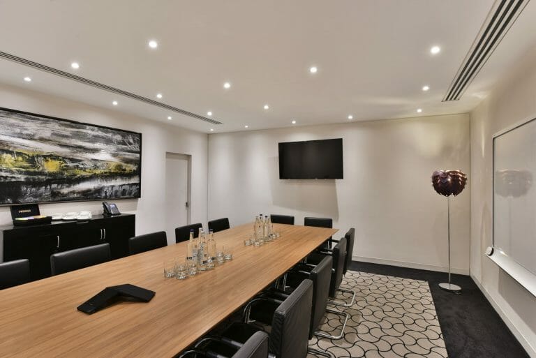Period Offices in City of London image 25