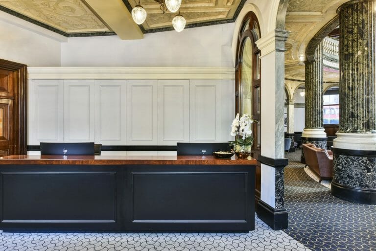 Period Offices in City of London image 29