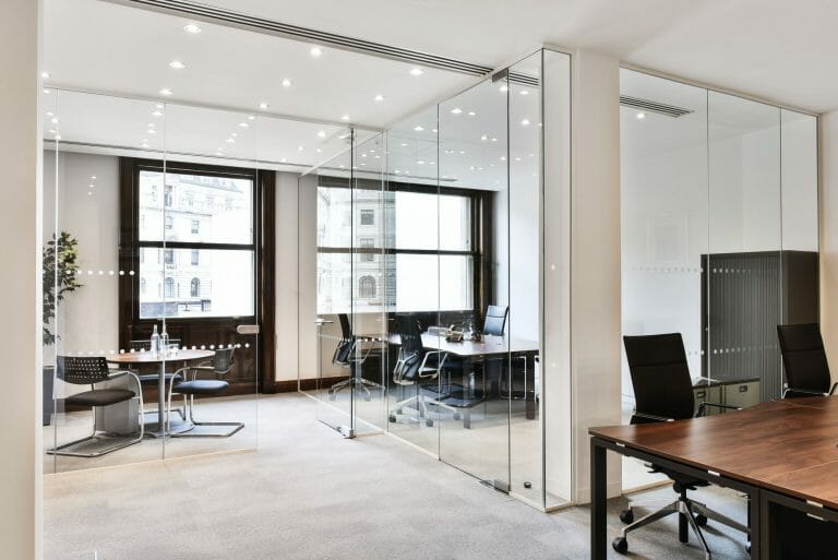 Period Offices in City of London image 30