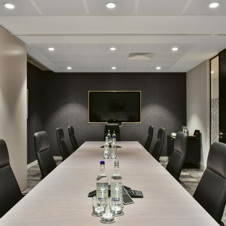 Contemporary Dressed Office image 3