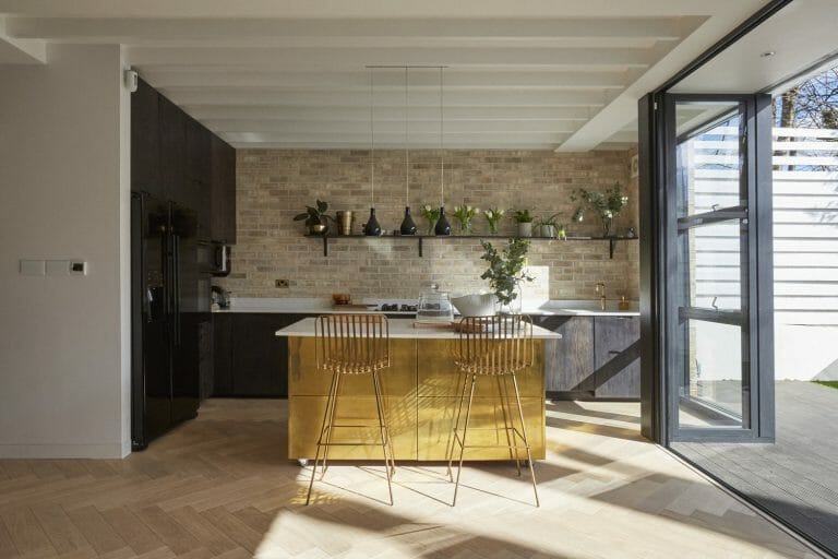 Detached Modern Home image 1