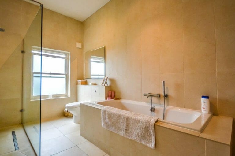 Period Suburban Family Home image 15